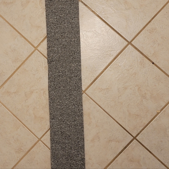 Scarf - Picture 2 of 10